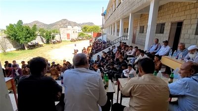 محاضرة توعوية لانتقالي الحصين بثانوية خلة حول مخاطر المخدرات وأثرها على التعليم