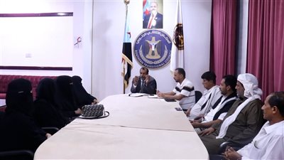 فريق التوجيه والرقابة الرئاسي يناقش أوضاع اتحاد الحرفيين الجنوبيين بالمهرة
