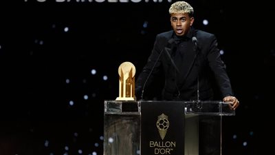 جوائز الكرة الذهبية: لامين يامال أفضل لاعب شاب لعام 2025