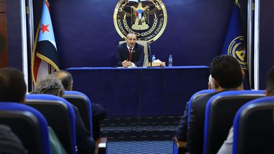 الهيئة السياسية تنظم محاضرة عن تحديات المرحلة وخيارات المجلس الانتقالي