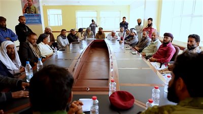 قيادة الحزام الأمني بمديرية المفلحي يافع تلتقي أئمة وخطباء المساجد لبحث تعزيز الأمن والاستقرار ومنع الظواهر الدخيلة