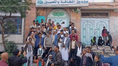 احتجاجات في إب للمطالبة بمحاسبة قيادي حوثي اعتدى على مدير صندوق النظافة