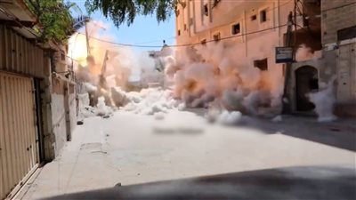 رغم إعلان تقليص العمليات العسكرية.. الاحتلال الإسرائيلي يكثف غاراته على قطاع غزة