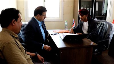 فريق التوجيه الرئاسي يطّلع على سير العمل في إدارات الهيئة التنفيذية بانتقالي سقطرى