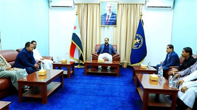 الأمين العام يلتقي فريق قافلة أبناء وادي حضرموت إلى الضالع