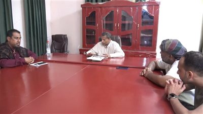 محافظ أبين يناقش آلية تنفيذ خطة الإصلاح المالي والإداري