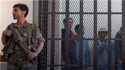 مصادر حقوقية تكشف تعرض نحو 23 مختطفاً للتعذيب في سجون الحوثيين 