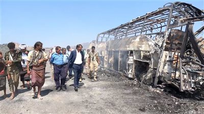 محافظ أبين يوجه بتقديم الرعاية الطبية لمصابي حادث العرقوب