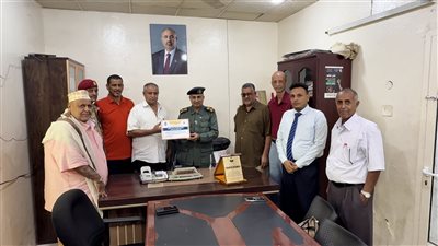 اللجان المجتمعية تكرم مدير شرطة المعلا بدرع الوفاء تقديرًا لجهوده الأمنية