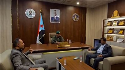 الربيعي يناقش تعزيز التنسيق الأمني مع وكيل وزارة الإدارة المحلية بعدن