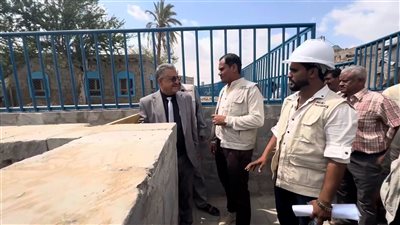 وكيل وزارة الزراعة يتسلّم مشروع رصف قناة المياه في منطقة البستان بمديرية تبن لحج