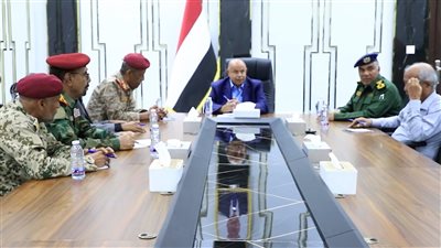 محافظ حضرموت يترأس اجتماع اللجنة الأمنية ويشدد على تعزيز الأمن والاستقرار بالمحافظة