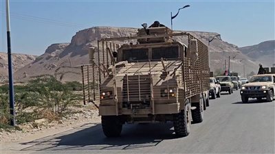 وسط ترحيب شعبي واسع.. القوات المسلحة الجنوبية تتحرك نحو مقر قيادة المنطقة العسكرية الأولى في سيئون 