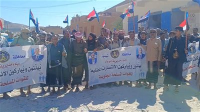 عرماء.. احتفالات حاشدة بانتصارات القوات الجنوبية في عارين وحضرموت