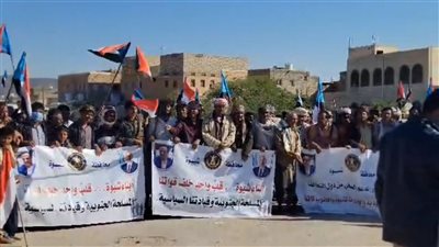 مسيرة جماهيرية لانتقالي نصاب بشبوة احتفالًا بانتصارات القوات المسلحة في عارين وحضرموت