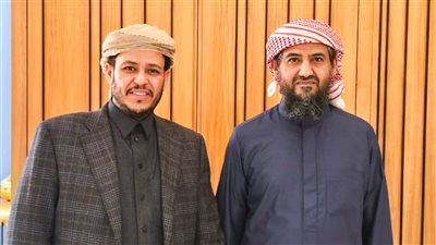 لقاء أخوي في الرياض يجمع المحرّمي والعليمي لتعزيز التنسيق المشترك