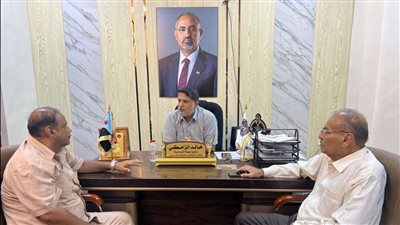 الزامكي يناقش أوضاع العملية التعليمية في العاصمة عدن