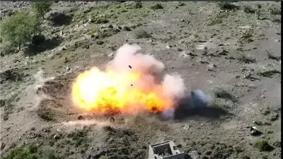 استهداف حوثي بقذائف الهاون يطال منازل المواطنين في حجر ومريس بالضالع